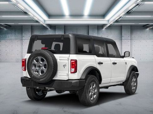 New 2026 Ford Bronco Big Bend w/ Black Diamond Package AWD/4WD image 2