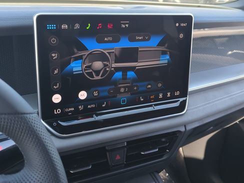 New 2026 Volkswagen Tiguan SE R-Line FWD image 26
