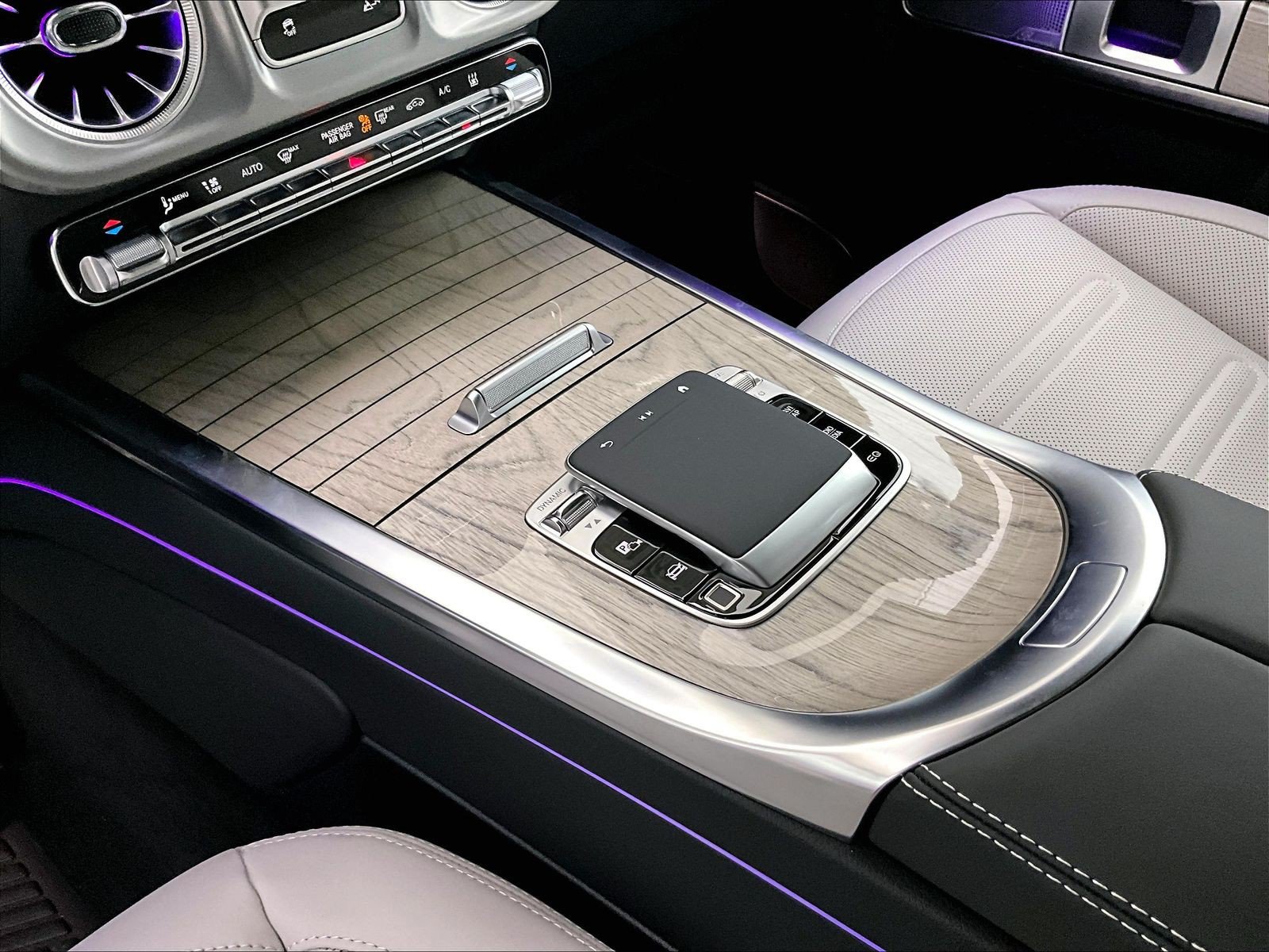 New 2027 Mercedes-Benz G 580 e image 8