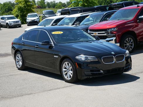 Used 2014 BMW 528i xDrive Sedan AWD/4WD image 3