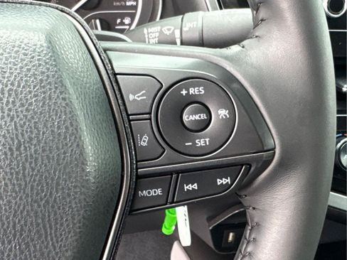 Used 2024 Toyota Camry SE FWD image 21