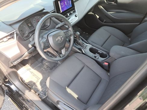 Used 2024 Toyota Corolla LE FWD image 15