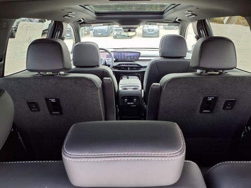 New 2026 Buick Enclave Sport Touring w/ Power Package image 25