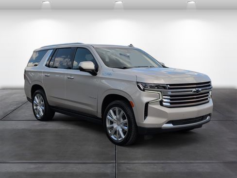Used 2023 Chevrolet Tahoe High Country AWD/4WD image 2
