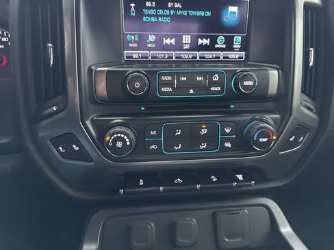 Used 2019 Chevrolet Silverado 2500 LT image 32