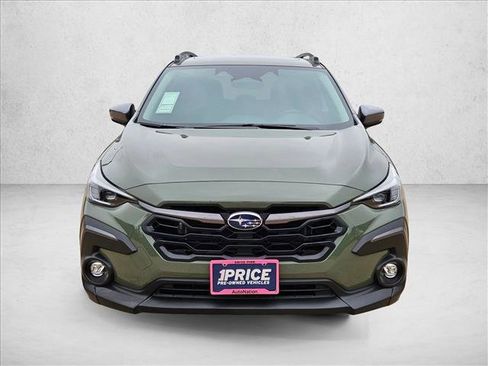 Used 2024 Subaru Crosstrek 2.5i Limited w/ Crosstrek Mirror Package AWD/4WD image 2
