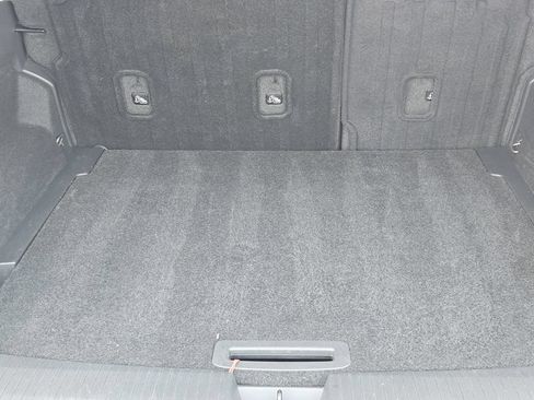 Used 2024 Nissan Rogue S FWD image 23