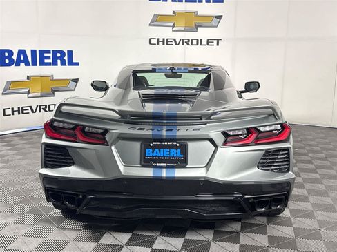 Used 2023 Chevrolet Corvette Stingray Premium Conv w/ Z51 Performance Package RWD image 4
