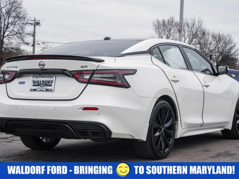 Used 2023 Nissan Maxima SR w/ Sport Mat Group image 4