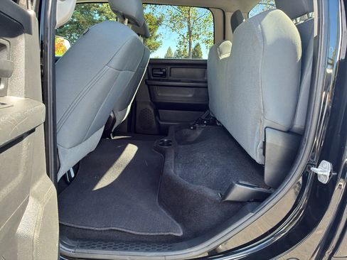 Used 2014 RAM 2500 Tradesman w/ Chrome Appearance Group AWD/4WD image 46