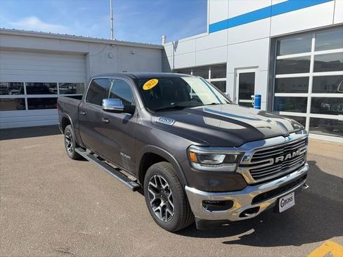 Used 2022 RAM 1500 Laramie image 2