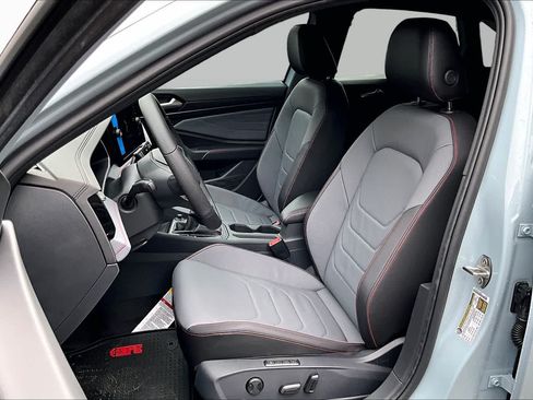 New 2026 Volkswagen Jetta GLI Autobahn FWD image 9