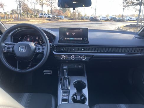 Certified 2022 Honda Civic Sport image 29