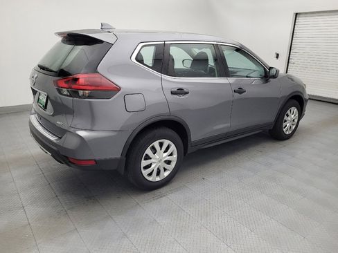 Used 2018 Nissan Rogue S AWD/4WD image 10