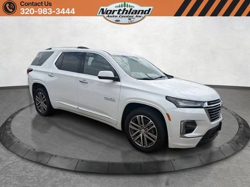Used 2022 Chevrolet Traverse High Country w/ LPO, Cargo Package AWD/4WD image 3