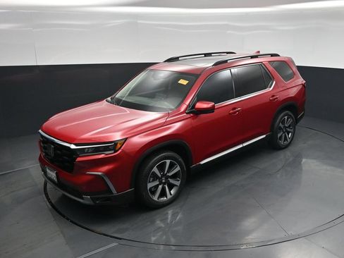 Used 2023 Honda Pilot Elite image 31