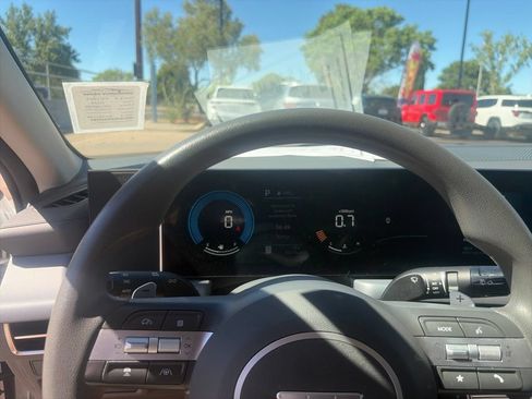 Used 2024 Hyundai Sonata SEL FWD image 23