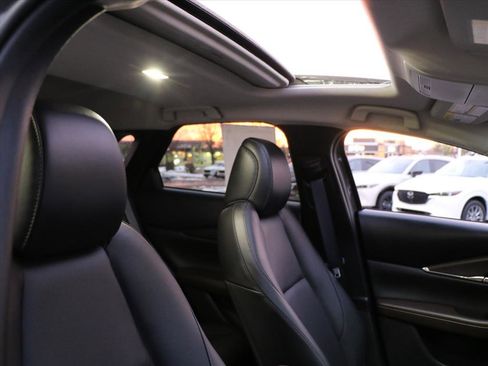 Certified 2025 MAZDA CX-30 AWD 2.5 S w/ Premium Package image 7