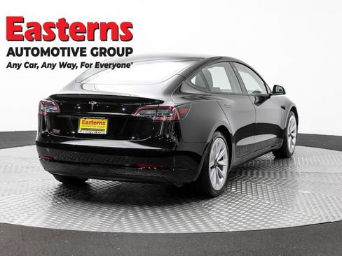 Used 2021 Tesla Model 3 Standard Range Plus RWD image 4