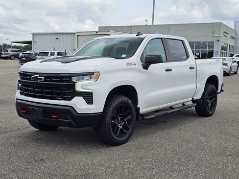 Used 2023 Chevrolet Silverado 1500 LT Trail Boss AWD/4WD image 1
