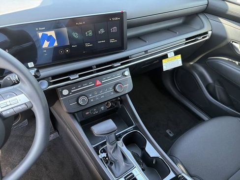 Certified 2026 Hyundai Tucson SE FWD image 27