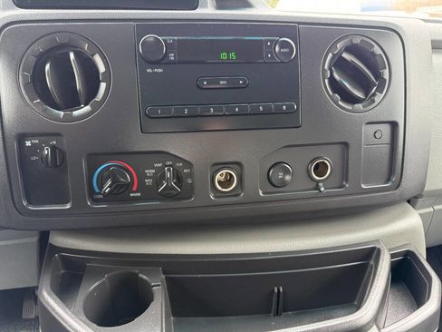 Used 2011 Ford E-150 and Econoline 150 w/ PWR Group image 31