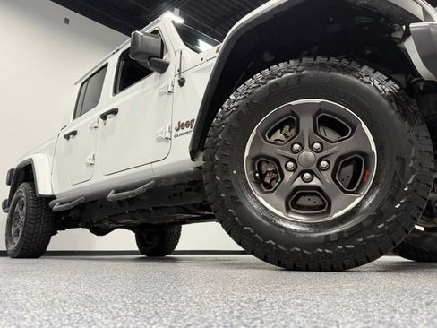 Used 2020 Jeep Gladiator Rubicon AWD/4WD image 2