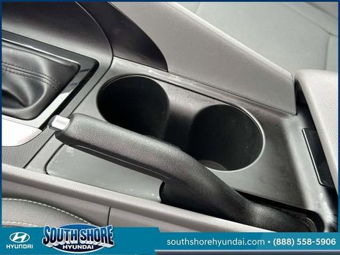 Certified 2023 Hyundai Elantra SEL w/ Cargo Package image 33