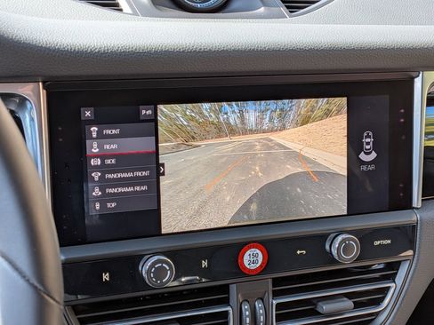 Certified 2025 Porsche Macan S AWD/4WD image 26