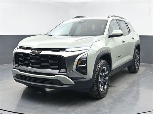 Used 2026 Chevrolet Equinox ACTIV w/ Convenience Package III image 10