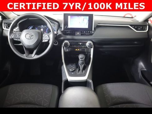 Used 2025 Toyota RAV4 XLE AWD/4WD image 17