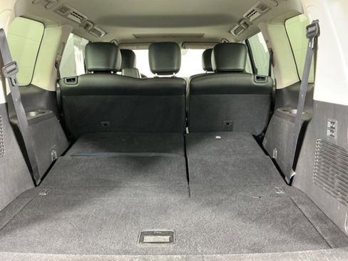 Used 2019 Nissan Armada SL image 31