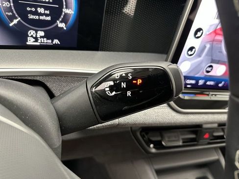 Certified 2025 Volkswagen Tiguan S AWD/4WD image 20