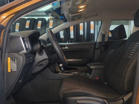 Used 2018 Kia Sportage LX image 23