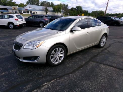 Used 2015 Buick Regal AWD image 6