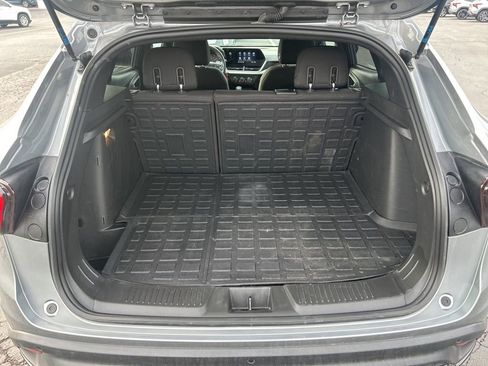 Used 2024 Chevrolet Trax RS w/ Driver Confidence Package image 36