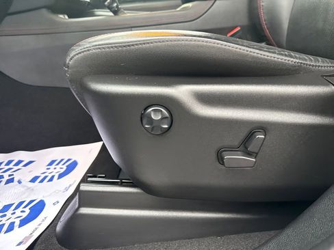 Certified 2023 Dodge Durango R/T image 18