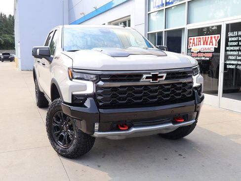 New 2026 Chevrolet Silverado 1500 ZR2 w/ LPO, Dark Essentials Package AWD/4WD image 47