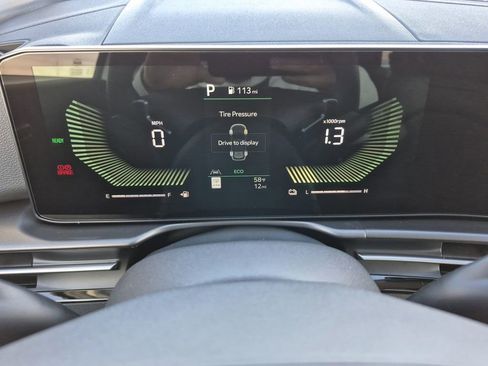 New 2026 Kia Sportage EX image 18