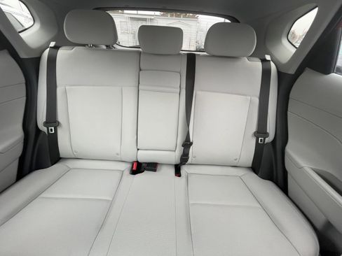 Used 2025 Hyundai Kona SEL image 32