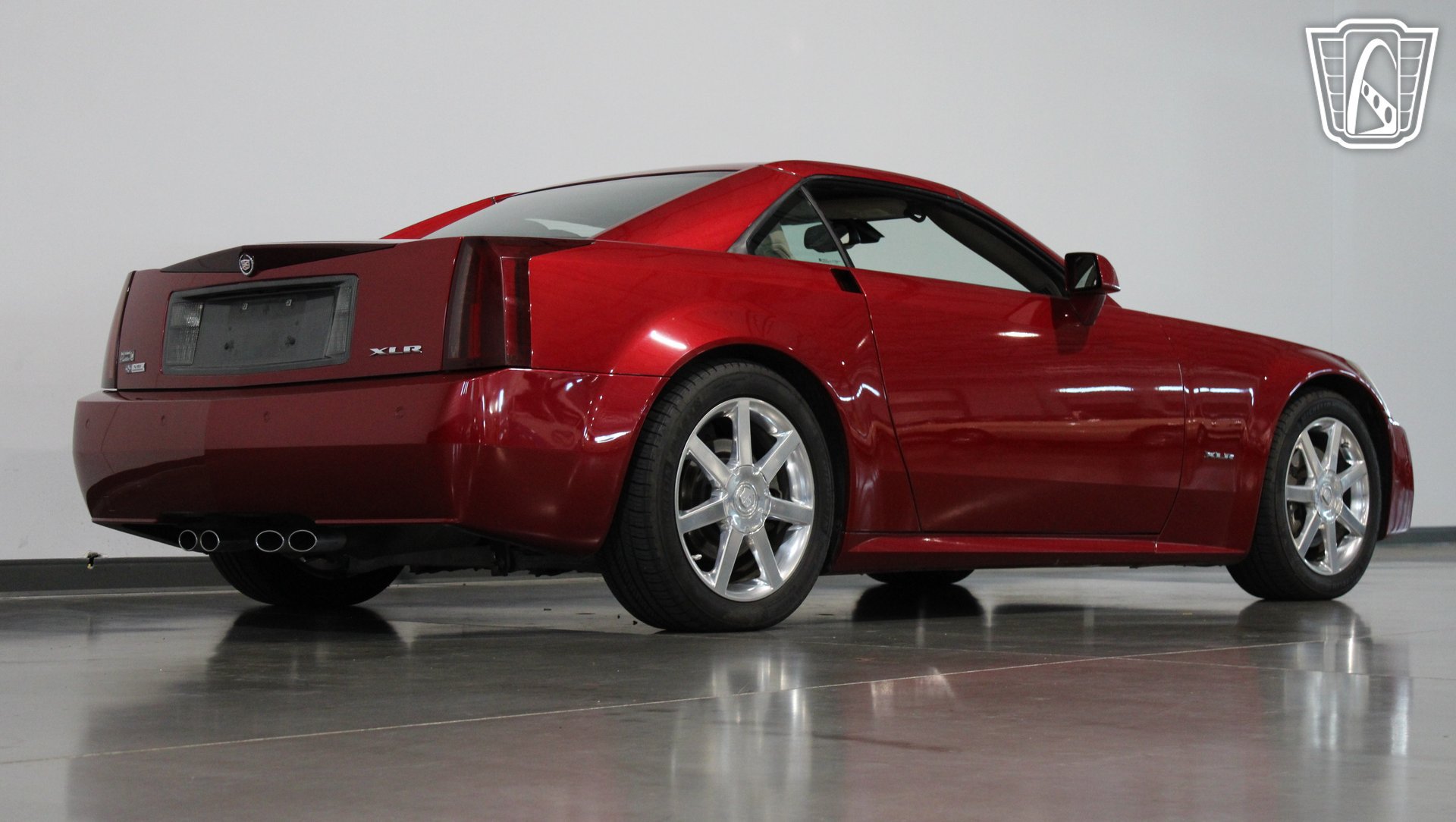 Used 2004 Cadillac XLR RWD image 34