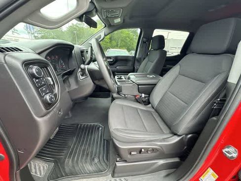 Used 2023 Chevrolet Silverado 1500 Custom AWD/4WD image 2