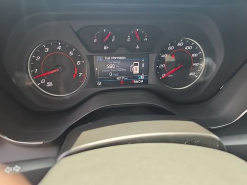 Used 2021 Chevrolet Camaro LT RWD image 16