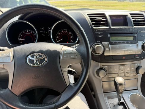 Used 2008 Toyota Highlander Sport image 11