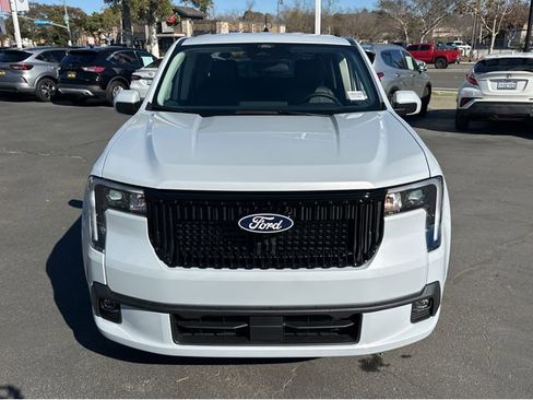 New 2026 Ford Maverick Lobo image 2