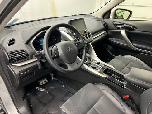 Used 2023 Mitsubishi Eclipse Cross SE image 18