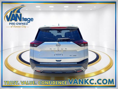 Used 2023 Nissan Rogue SL w/ SL Premium Package AWD/4WD image 7