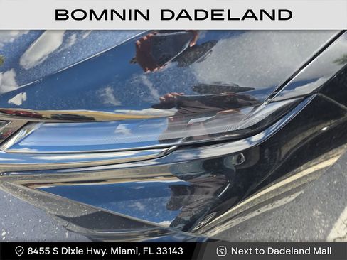 Used 2023 Chevrolet Blazer RS w/ Driver Confidence II Package image 8