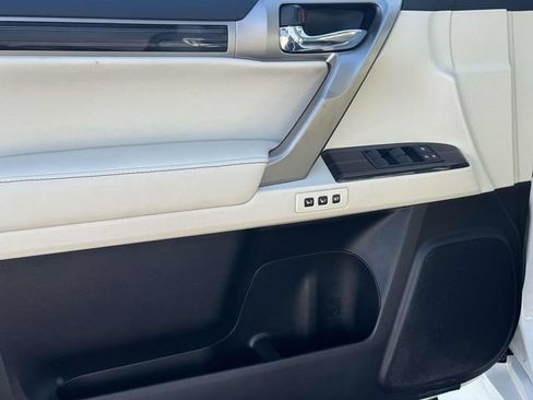 Used 2020 Lexus GX 460 Premium AWD/4WD image 37