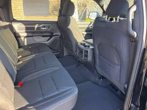 New 2026 RAM 1500 4x4 Crew Cab image 11